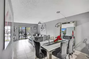 871 NE 207th Ln, Miami, FL 33179 - Photo 8