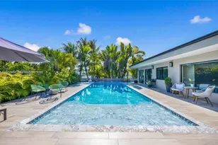 1141 NE 90th St, Miami, FL 33138 - Photo 2