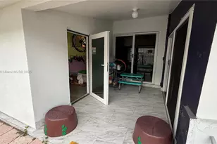 21140 NE 26th Ave, Miami, FL 33180 - Photo 22