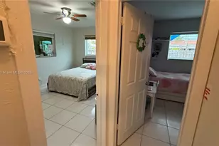21140 NE 26th Ave, Miami, FL 33180 - Photo 54