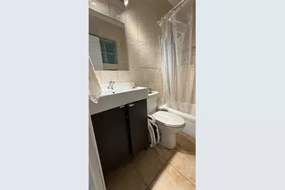 21140 NE 26th Ave, Miami, FL 33180 - Photo 58