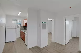 14140 NW 24th Ct, Opa-Locka, FL 33054 - Photo 10