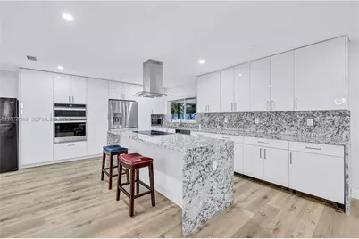 3211 Calle Largo Dr, Hollywood, FL 33021 - Photo 6