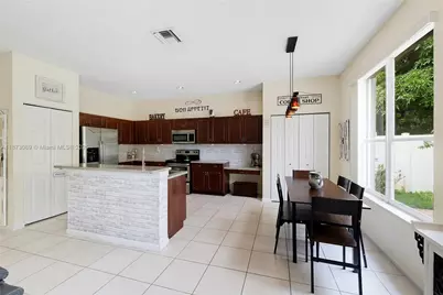 15025 SW 19th Ct, Miramar, FL 33027 - Photo 6