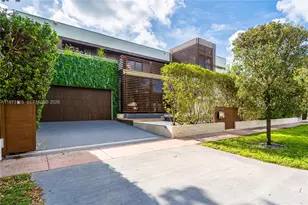 3009 Pine Tree Dr, Miami Beach, FL 33140 - Photo 70