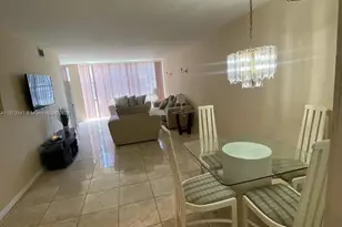 800 Parkview Dr, Hallandale Beach, FL 33009 - Photo 14