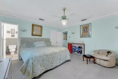 990 NE 94th St, Miami Shores, FL 33138 - Photo 22