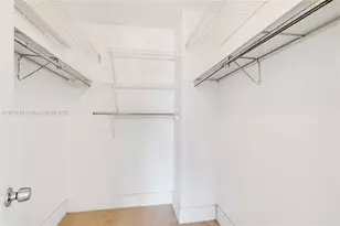 9682 Fontainebleau Blvd, Miami, FL 33172 - Photo 6