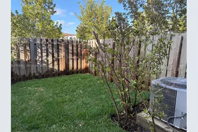 607 NE 208th Ter #607, Miami, FL 33179 - Photo 14