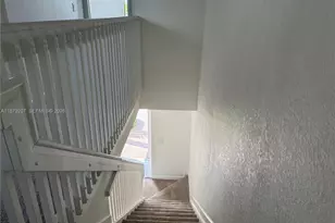 607 NE 208th Terrace, Miami, FL 33179 - Photo 6