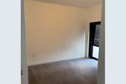 607 NE 208th Ter #607, Miami, FL 33179 - Photo 10