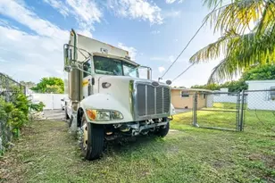 365 NW 198th St, Miami Gardens, FL 33169 - Photo 6