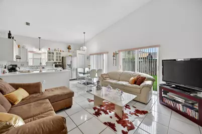 12145 SW 250th Ter, Homestead, FL 33032 - Photo 10