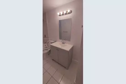 3033 NW 43rd Ave #108, Lauderdale Lakes, FL 33313 - Photo 10