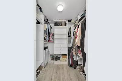 31 SE 6th St #304, Miami, FL 33131 - Photo 16