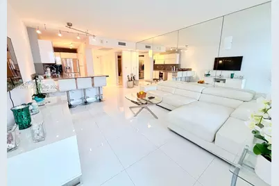 100 Lincoln Rd #1504, Miami Beach, FL 33139 - Photo 2