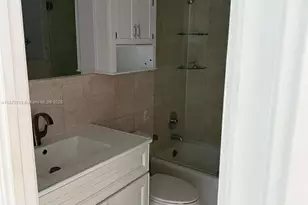 400 Kings Point Dr, Sunny Isles Beach, FL 33160 - Photo 12