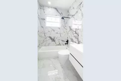 1013 NW 1st Ave, Hallandale Beach, FL 33009 - Photo 14