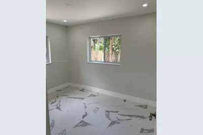 1050 NW 25th Way, Fort Lauderdale, FL 33311 - Photo 20