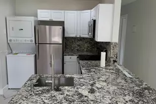 1050 NW 25th Way, Fort Lauderdale, FL 33311 - Photo 1