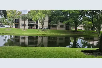 9934 Nob Hill Ln #9934, Sunrise, FL 33351 - Photo 18
