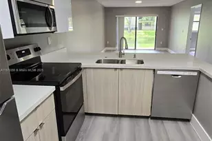 9934 Nob Hill Ln, Sunrise, FL 33351 - Photo 12