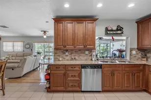 16561 Royal Poinciana Dr, Weston, FL 33326 - Photo 8