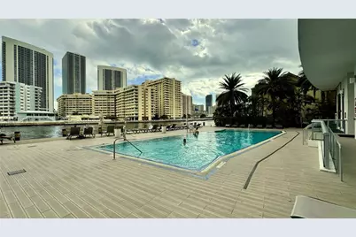2600 E Hallandale Beach Blvd #T3205, Hallandale Beach, FL 33009 - Photo 24