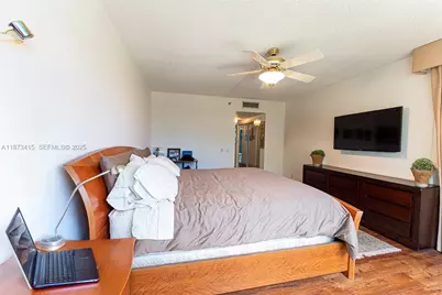 3640 Yacht Club Dr #305, Aventura, FL 33180 - Photo 26