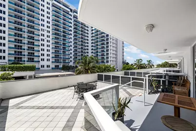 2401 Collins Ave #404, Miami Beach, FL 33140 - Photo 6