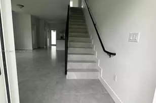 723 NW 19th Ave, Fort Lauderdale, FL 33311 - Photo 8