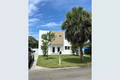 723 NW 19th Ave #A, Fort Lauderdale, FL 33311 - Photo 2