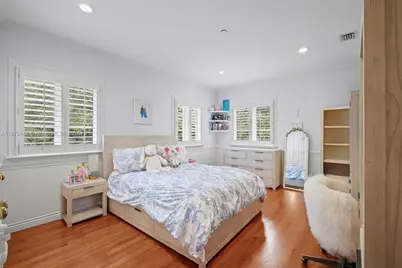 5400 Banyan Trl, Coral Gables, FL 33156 - Photo 50