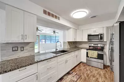 3330 Taft St, Hollywood, FL 33021 - Photo 1