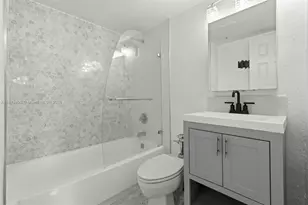 1500 Bay Rd, Miami Beach, FL 33139 - Photo 20