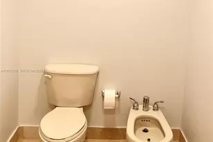 2501 Douglas Rd, Miami, FL 33133 - Photo 20