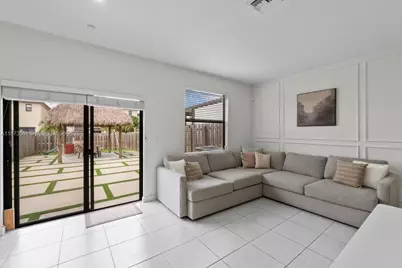 25110 SW 108th Ave, Homestead, FL 33032 - Photo 10