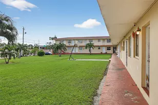 2551 NW 13th St, Miami, FL 33125 - Photo 22