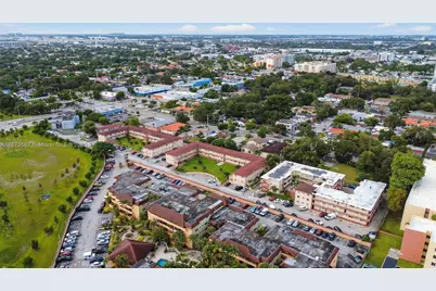 2551 NW 13th St #10, Miami, FL 33125 - Photo 18