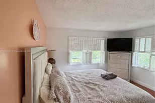 5961 N Falls Cir Dr, Lauderhill, FL 33319 - Photo 12