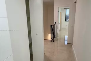 3768 NE 167th St, North Miami Beach, FL 33160 - Photo 20