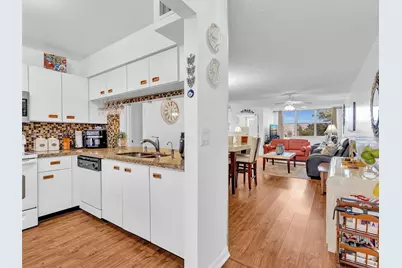 2524 NW 104th Ave #308, Sunrise, FL 33322 - Photo 4