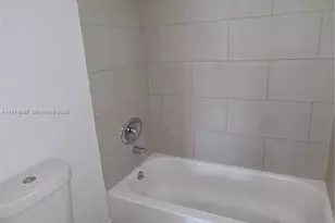 5231 Geneva Way, Doral, FL 33166 - Photo 8