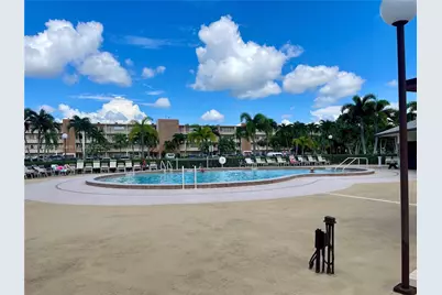 2042 Newcastle C #2042, Boca Raton, FL 33434 - Photo 16