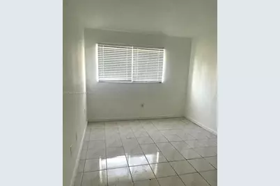 3600 NW 21st St #101, Lauderdale Lakes, FL 33311 - Photo 4