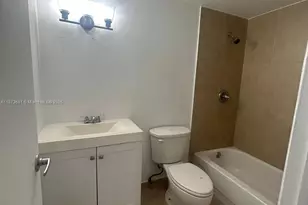 3600 NW 21st St, Lauderdale Lakes, FL 33311 - Photo 6