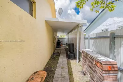 26023 SW 133rd Pl, Homestead, FL 33032 - Photo 34