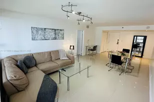 5225 Collins Ave, Miami Beach, FL 33140 - Photo 2