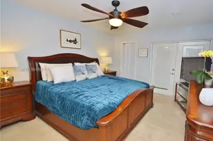 15915 Kingsmoor Way, Miami Lakes, FL 33014 - Photo 8