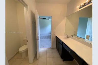 2424 SE 3rd St, Homestead, FL 33033 - Photo 20